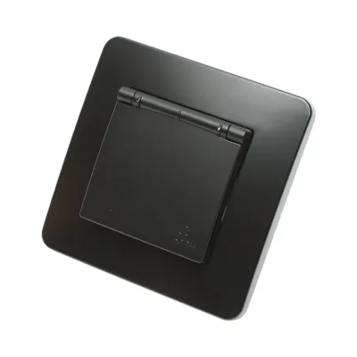 Presa schuko da incasso nera 220V, 16A, PC con coperchio protettivo IP44 80x80mm