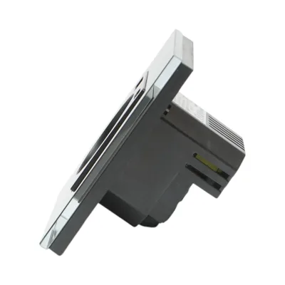 Presa Schuko nera 220V, 16A, 2xUSB A+C 20W ricarica rapida, cornice in vetro 86x86x34mm - immagine 3