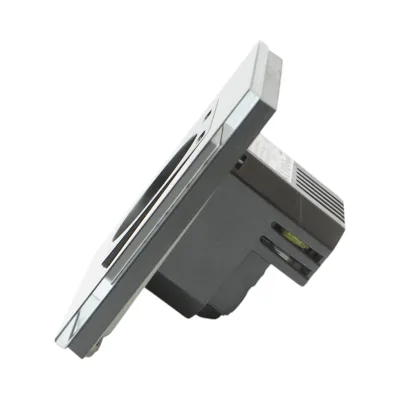 Presa Schuko nera 220V, 16A, 2xUSB-C 20W ricarica rapida, cornice in vetro 86x86x34mm - immagine 3