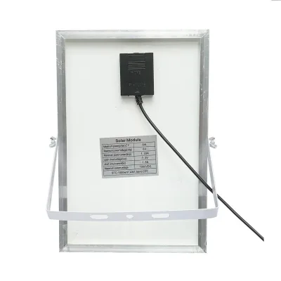 Proiettore led 100W con pannello solare 8W, batteria 5000mAh e telecomando IP66 - immagine 6