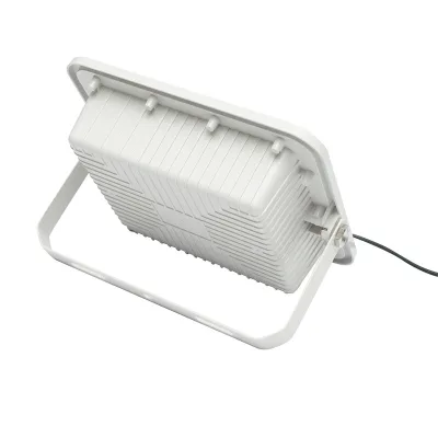Proiettore led 100W con pannello solare 8W, batteria 5000mAh e telecomando IP66 - immagine 4