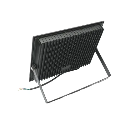 Proiettore LED 200W, 220V, 3000K, IP66, 370x280mm - immagine 2