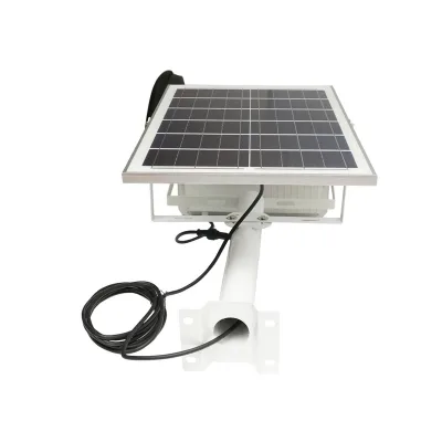 Proiettore LED 400W, 6500K con pannello solare 28W, telecomando e batteria 40Ah - immagine 3