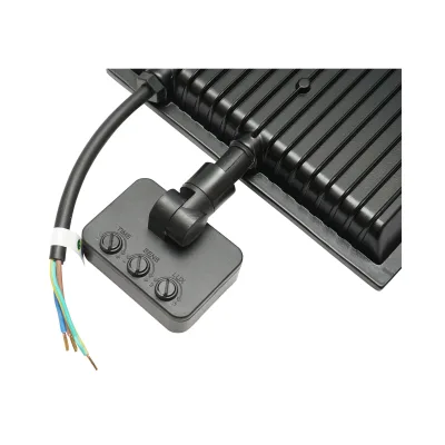 Proiettore led 50W, 4500lm, 6400K, IP44 alimentazione 220V-240V con sensore di movimento - immagine 4