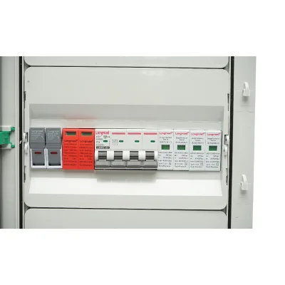 Quadro con fusibile di protezione da 380 V per impianti fotovoltaici DC/AC da 10-20 KW con 4 stringhe - immagine 6