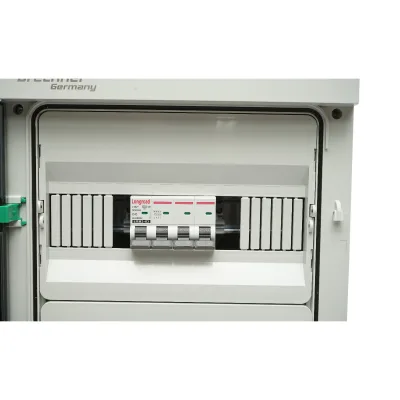 Quadro con fusibile di protezione da 380 V per impianti fotovoltaici DC/AC da 10-20 KW con 4 stringhe - immagine 5