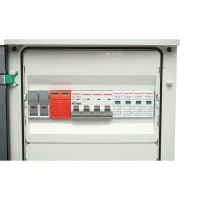 Quadro con fusibile di protezione da 380 V per impianti fotovoltaici DC/AC da 5-10 KW con 2 stringhe - immagine 5