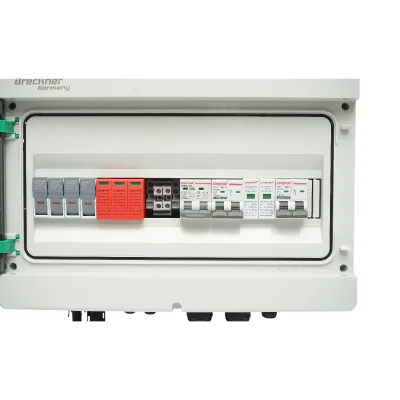Quadro di protezione DC/AC equipaggiato per sistemi fotovoltaici da 3–5 kW, con protezione per batterie da 125 Ah, per inverter ON/OFF Grid prosumer. - immagine 6