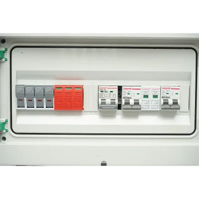 Quadro fusibili equipaggiato DC/AC 3–5 kW con protezione batterie 100 Ah per inverter ON/OFF Grid prosumer Breckner Germany - immagine 3