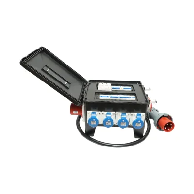 Quadro prese per cantiere portatile, 2 × 415V / 16A, 2 × 415V / 32A, 4 × 250V / 16A, dimensioni 370 × 340 × 330 mm, grado di protezione IP44 / IP54. Breckner Germany - immagine 6