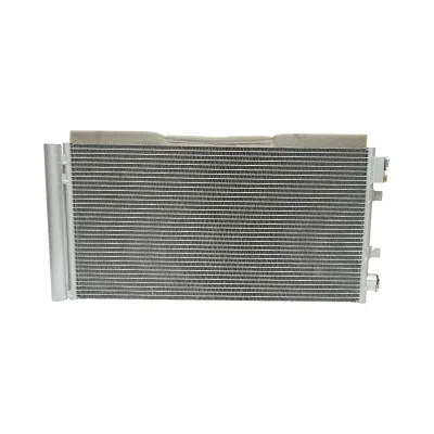 Radiatore climatizzazione (condensatore AC) – Renault Fluence, Scenic, Megane, Modus Dimensioni: 640 × 352 × 16 mm Codici OEM: 921000294R, 921003293R, 921009956R, 660003440