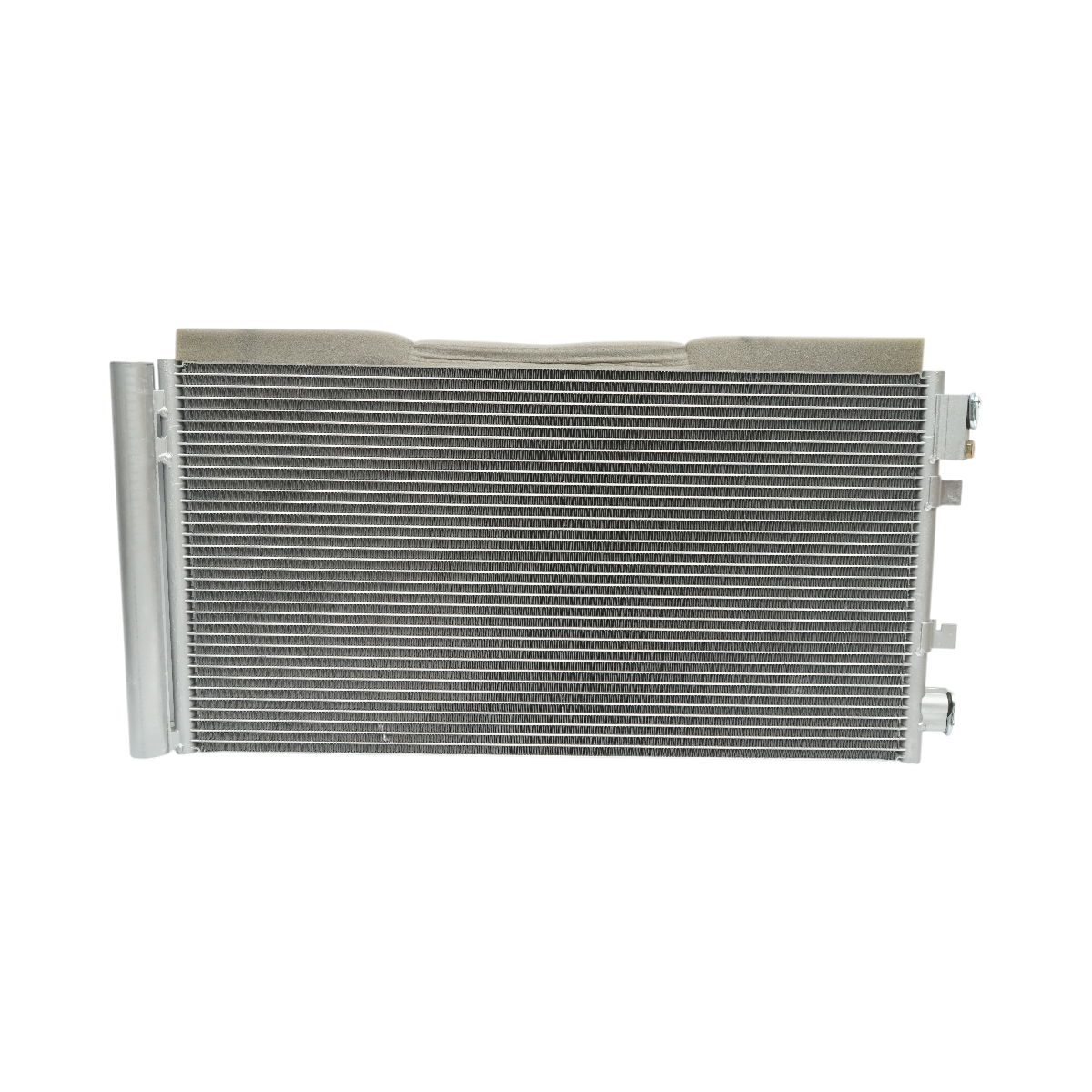 Radiatore climatizzazione (condensatore AC) – Renault Fluence, Scenic, Megane, Modus Dimensioni: 640 × 352 × 16 mm Codici OEM: 921000294R, 921003293R, 921009956R, 660003440