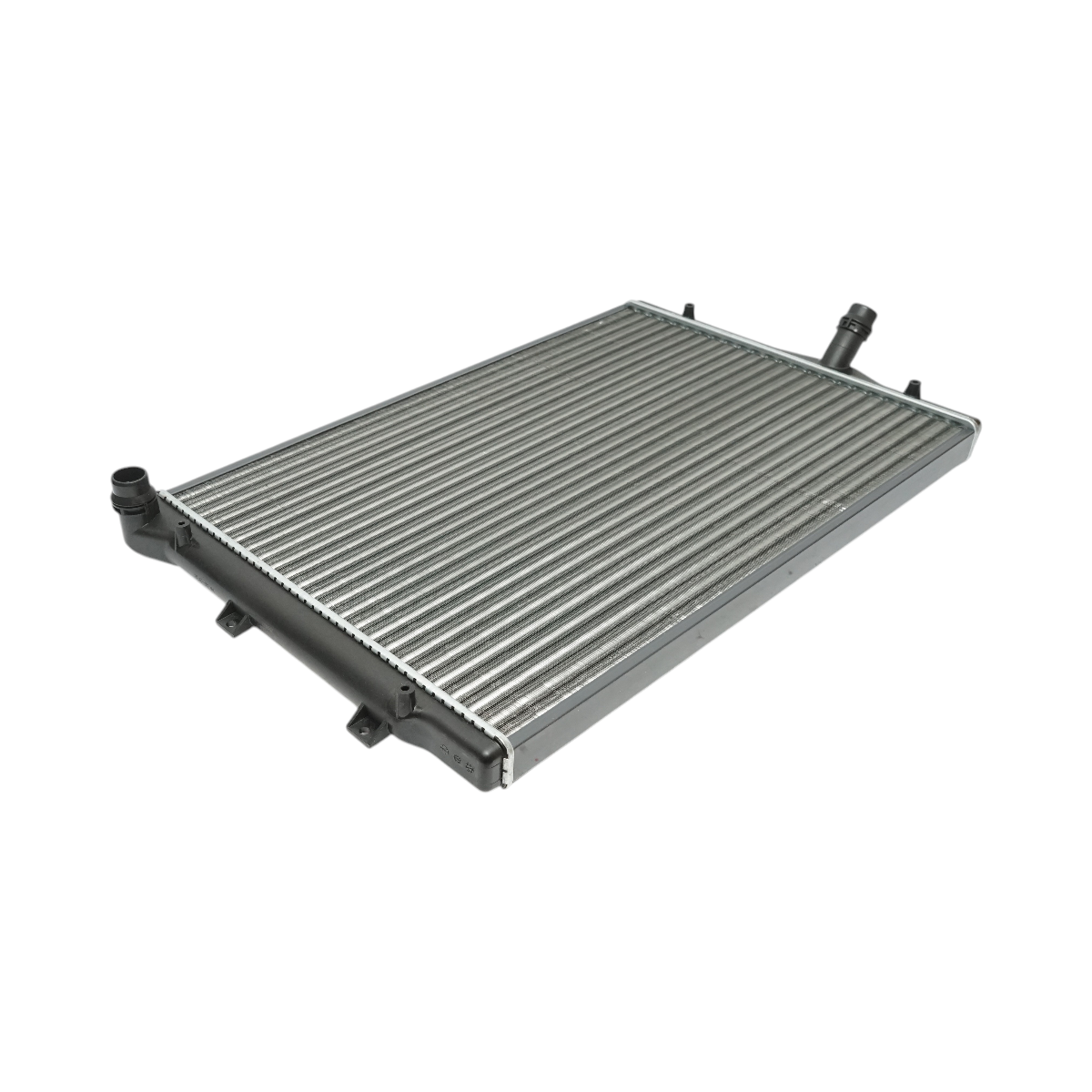 Radiatore raffreddamento acqua motore – Audi, Seat, Skoda, VW (motori 1.2 – 2.0 Diesel) Dimensioni: 647 × 440 × 32 mm Codici OEM compatibili: 3C0121253AR, 3C0121253Q, 53425A, 1924001040 - immagine 4