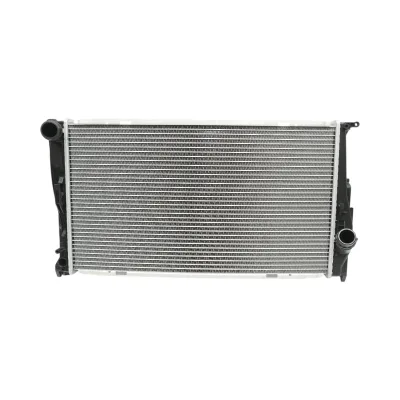 Radiatore raffreddamento acqua motore – BMW Serie 1, Serie 3, X1, Z4 (motori 1.6 – 3.0 Diesel) Dimensioni: 600 × 345 × 33 mm Codici OEM: 17112468099, 17117558480, 17117788904, 53472, 1924001089