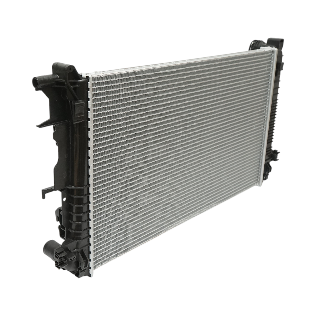 Radiatore raffreddamento acqua motore – Mercedes-Benz Sprinter, VW Crafter Dimensioni: 680 × 408 × 28 mm Codici OEM compatibili: A9065000002, A9065000102, A9065000202, 2E0121253, 2E0121253A, 2E0121253B, 7924001038 - immagine 3