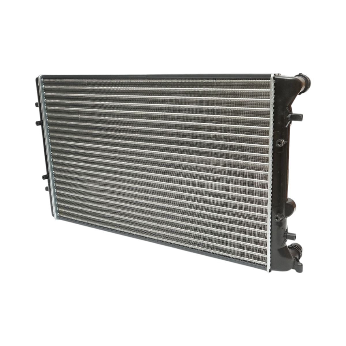 Radiatore raffreddamento acqua motore – VW, Audi, Opel, Seat, Skoda (motori 1.4 – 2.5 Diesel) Dimensioni: 650 × 414 × 23 mm Codici OEM: VW1J0121253AB, 1J0121253N, 1924001979 - immagine 6