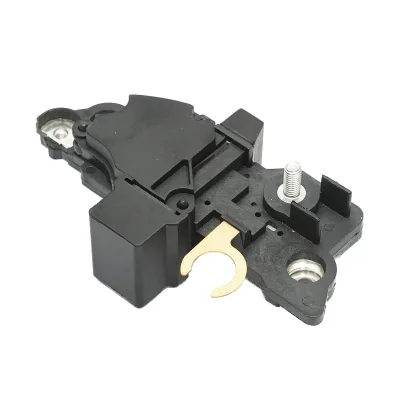 Regolatore di tensione alternatore 12V per John Deere cod OEM RE553702