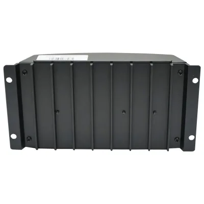 Regolatore di tensione per pannello solare 30A 12V/24V 2X porta USB Breckner Germany - immagine 4