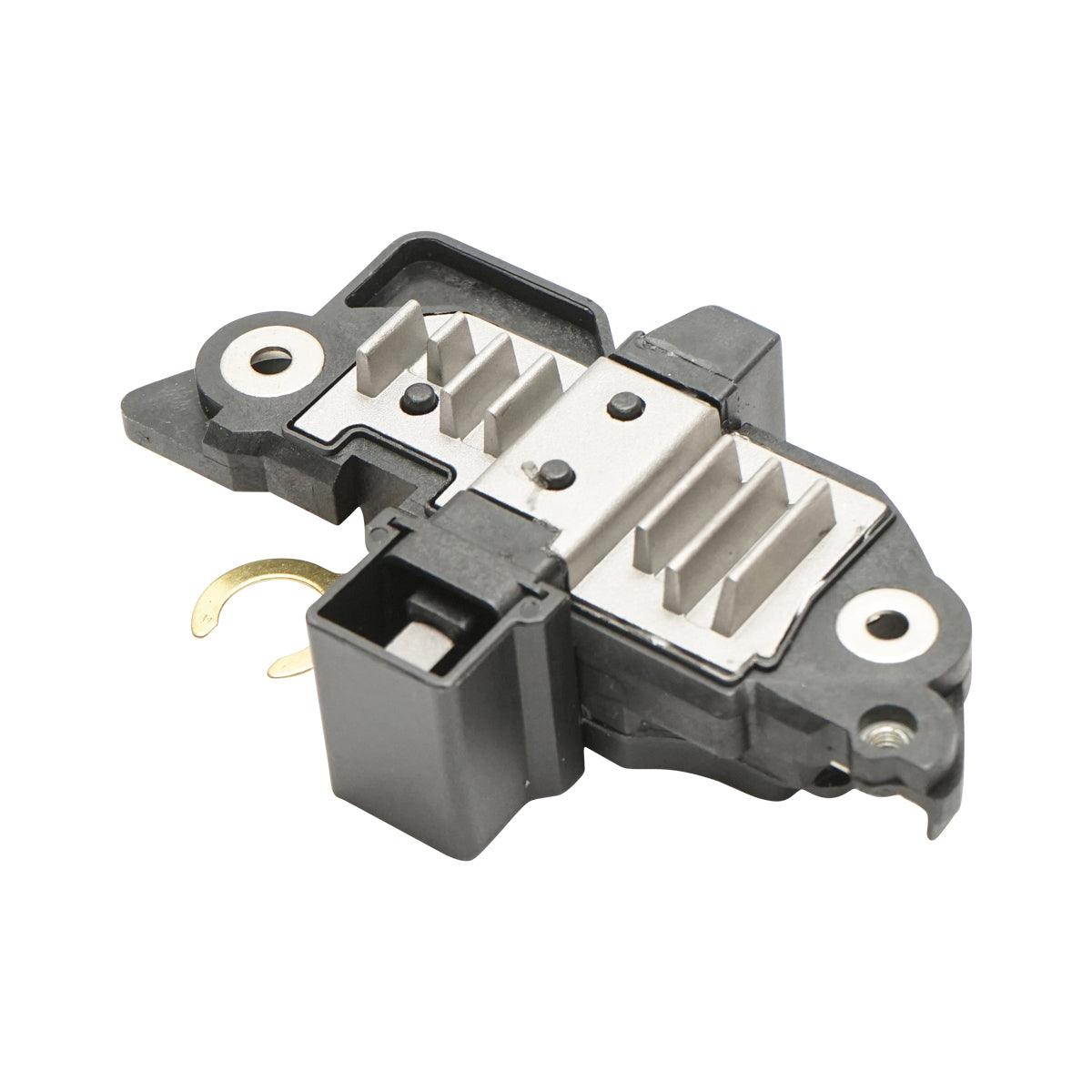 Relè alternatore per John Deere, Massey Ferguson codice OEM AL172532, V836679143, ARB0313, BOSF00M144129, F00M145313, F00M145386 12V - immagine 3
