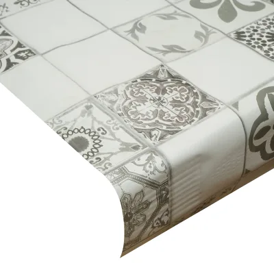 Rotolo tovaglia decorativa in PVC – modello mosaico vintage Materiale: PVC con supporto tessile (45 g/m²)  Dimensioni rotolo: 1,37 × 20 m Breckner Germany - immagine 3