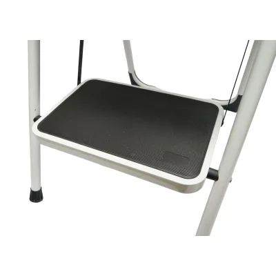 Scala pieghevole in metallo, 3 gradini con rivestimento antiscivolo, altezza 127cm, capacità massima 150Kg, Crownman - immagine 6