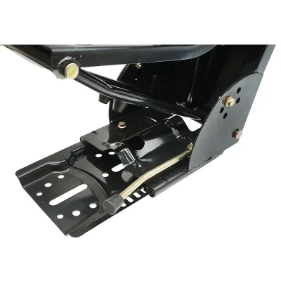 Sedile nero per trattore con tripla regolazione e ammortizzatore UTB U-445 e U-650. - immagine 5