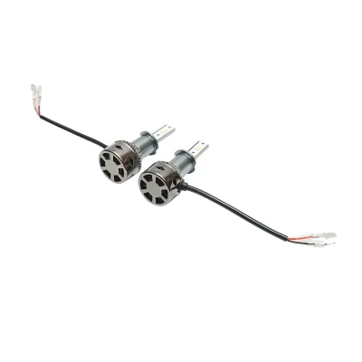 Set di 2 lampadine LED per auto H3, 27W, 12V, luce bianca fredda - immagine 4
