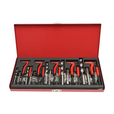 Set per riparare filetti M5, M6, M8, M10, M12, 131 pezzi
