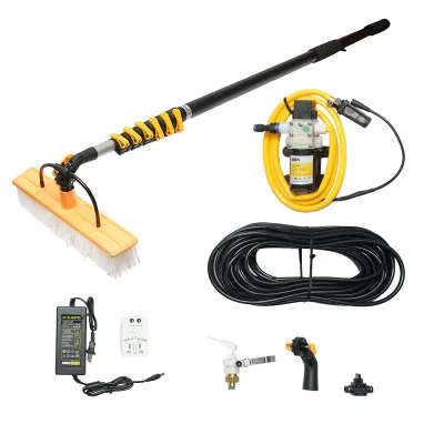 Sistema di pulizia con pompa 12-24-220V e braccio spazzola telescopico max 8,5M per pannelli solari fotovoltaici