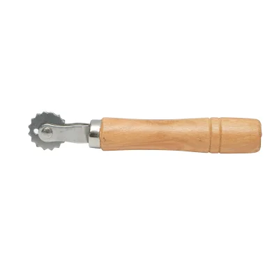 Sperone per apicoltura con manico in legno per il montaggio dei favi - immagine 2