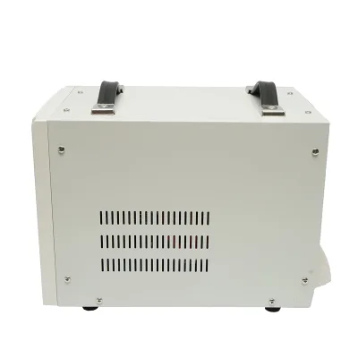 Stabilizzatore di tensione automatico 10000VA con relè monofase, 2 prese schuko 230V, display LCD Breckner Germany - immagine 3