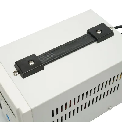 Stabilizzatore di tensione automatico monofase con relè 2000VA/140-260V, 2 prese schuko 230V, display LCD Breckner Germany - immagine 6