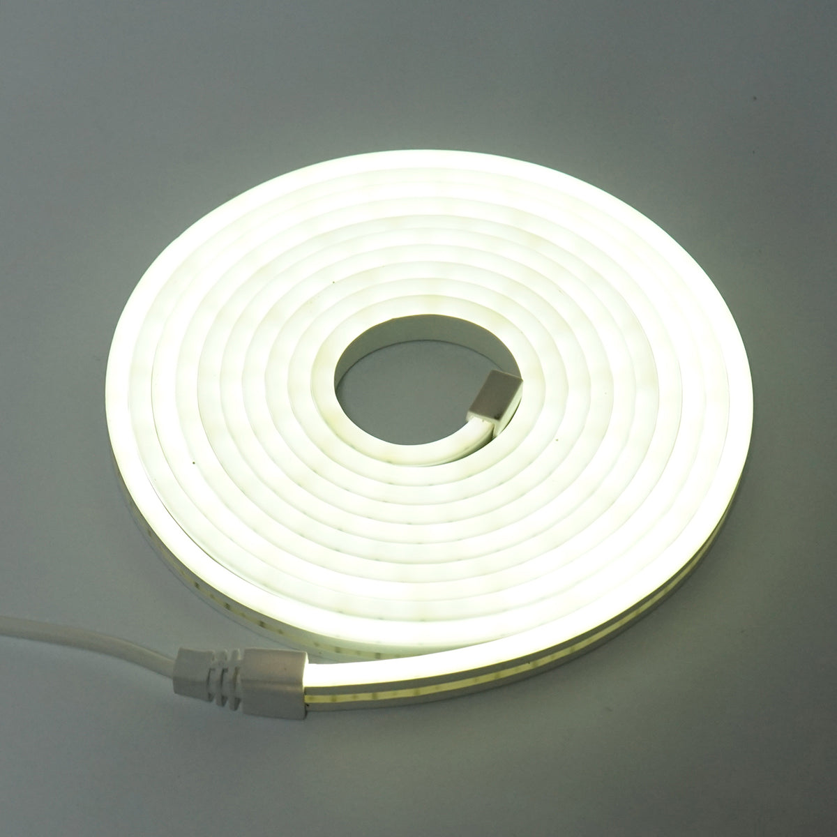 Striscia LED 6500K, 5V, USB, 3m IP65 - immagine 3