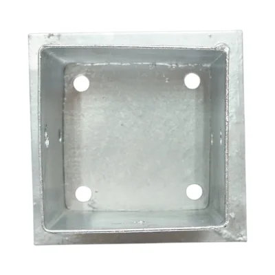 Supporto per palo quadrato applicato 101 × 101 × 150 mm - immagine 3