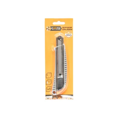 Taglierino professionale 18x100mm con manico in alluminio Coofix - immagine 4