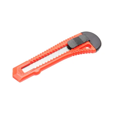 Taglierino professionale rosso con funzione di bloccaggio della lama 150mm - immagine 3
