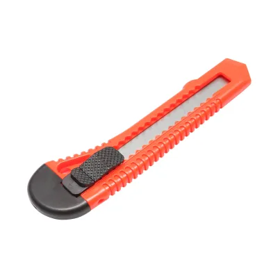 Taglierino professionale rosso con funzione di bloccaggio della lama 150mm - immagine 5