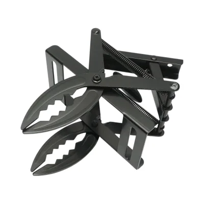 Trappola in acciaio a pinza con ganasce seghettate per talpe, arvicole e topi di campagna, 30x15x20 cm - immagine 2