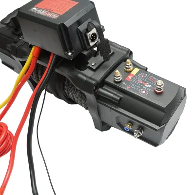 Verricello elettrico con telecomando 12V, 6,1T (13500 libbre) 6,5HP, cavo sintetico 9x24m, solenoide 400A Breckner Germany - immagine 5