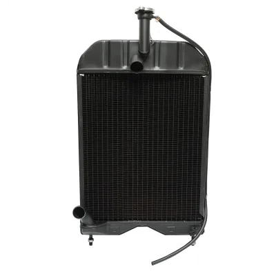 Radiatore raffreddamento acqua per Massey Ferguson serie 200 con motore Perkins – codici OEM 1672862M91, 1680547M92, 150-15, 1672861M93