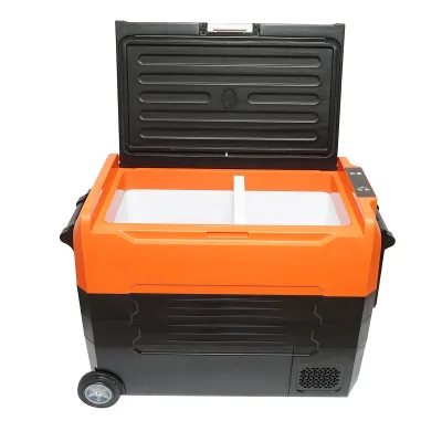 Frigorifero per auto 47L con compressore 12-24-220V, 45W tipo trolley 726x390x513mm - immagine 4