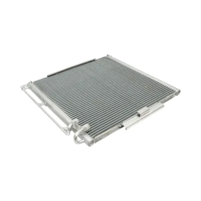 Radiatore aria condizionata John Deere 560x515x47,6mm codice OEM AL207876 - immagine 3