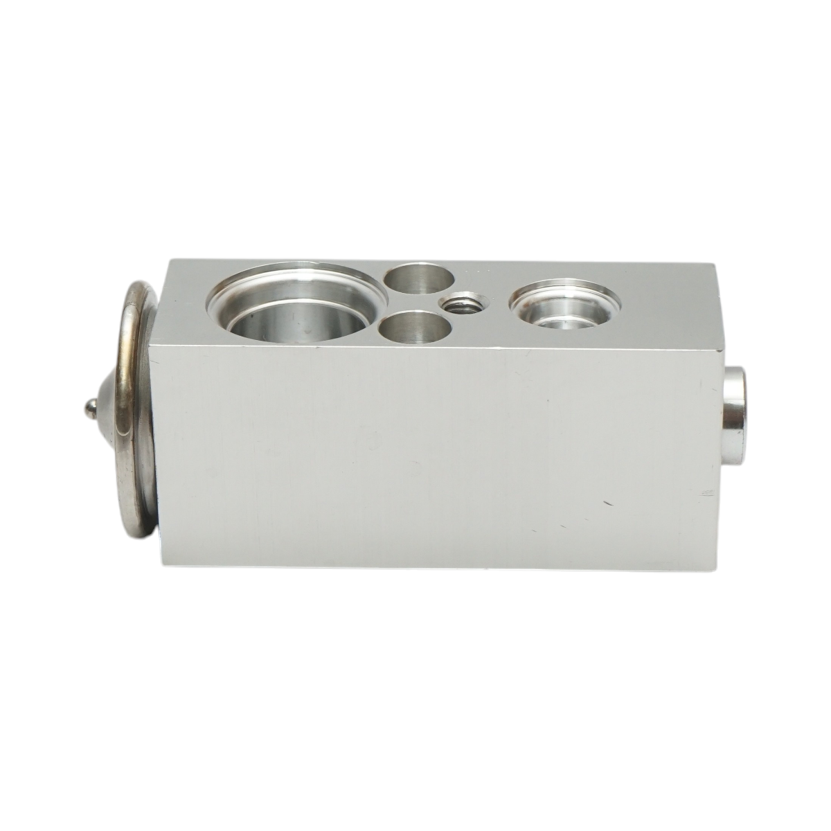 Valvola di espansione AC John Deere codice OEM RE57575 - immagine 3